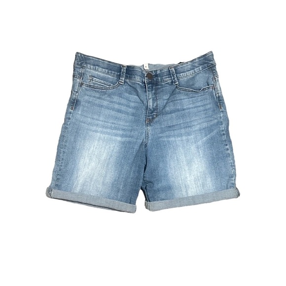 Code Bleu Women’s 16 Bermuda Cuffed Jean Shorts Summer Beach Casual Classic Cute - Picture 1 of 7